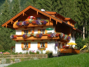 Haus Tasser, Mayrhofen, Mayrhofen